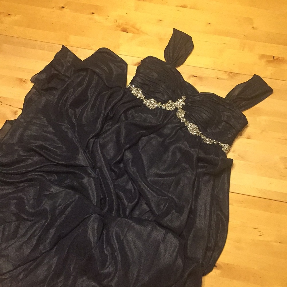 JS COLLECTIONS ๐ FORMAL DRESS ๐ SHIMMERY NAVY - Picture 6 of 14